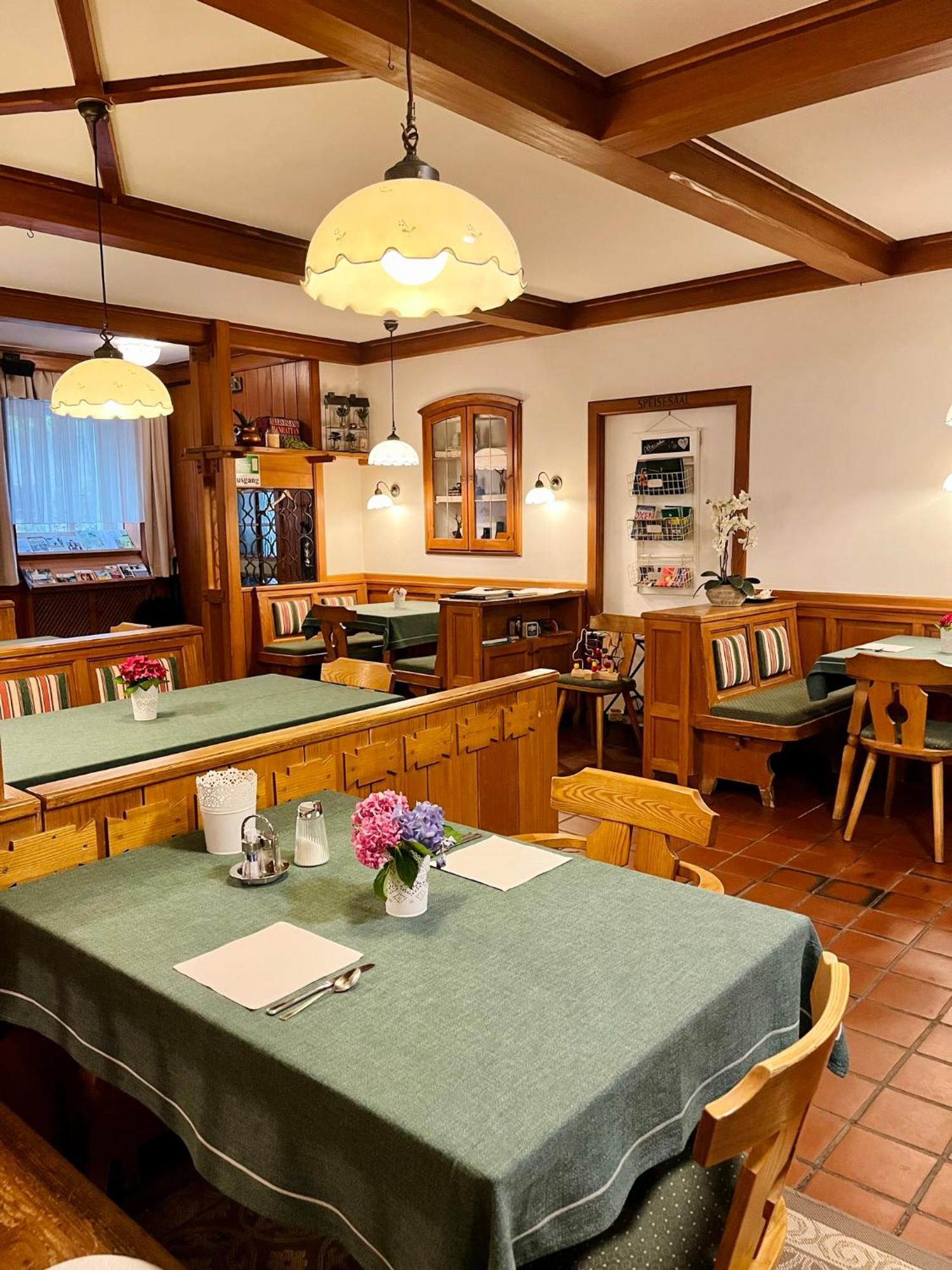 Athecada Fruehstueckspension Birkfeld エクステリア 写真